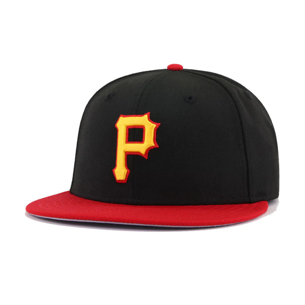 Pittsburgh Pirates Retro On-Field Fitted