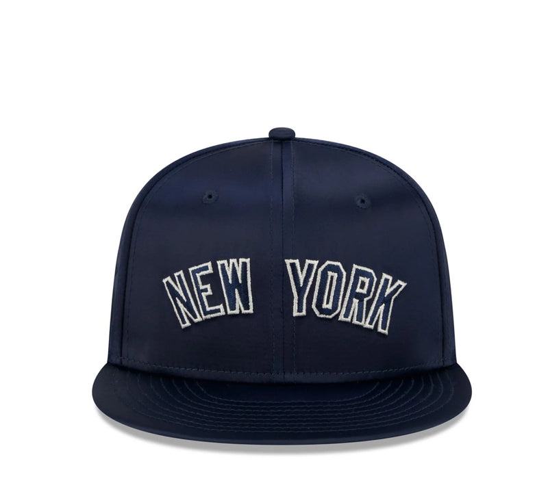 New York Yankees Satin Snapback