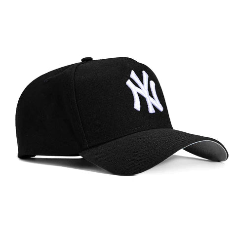 New York Yankees 950 A Frame SnapBack WHI
