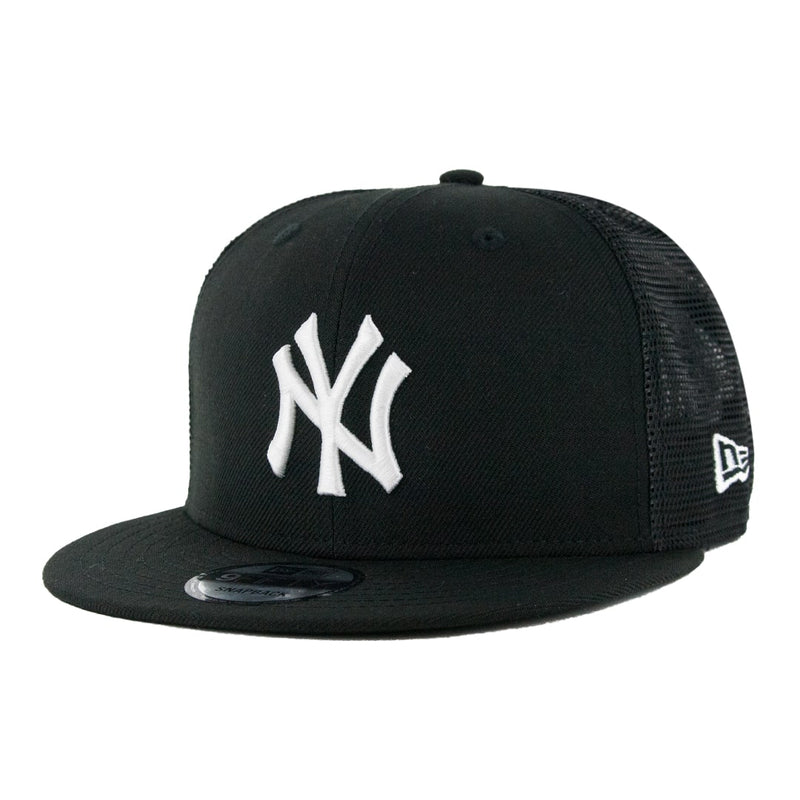 New York Yankees 9FIFTY Trucker Hat - Black/White