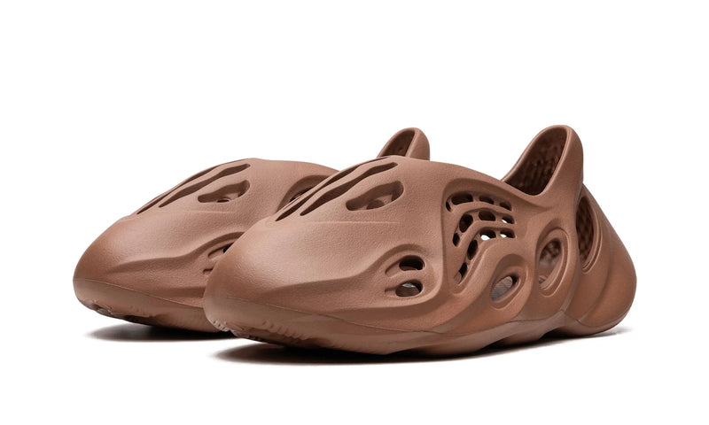 Yeezy Foam Runner "Flax" Sneaker Bar Yeezy Foam Runner "Flax" Sneaker Bar
