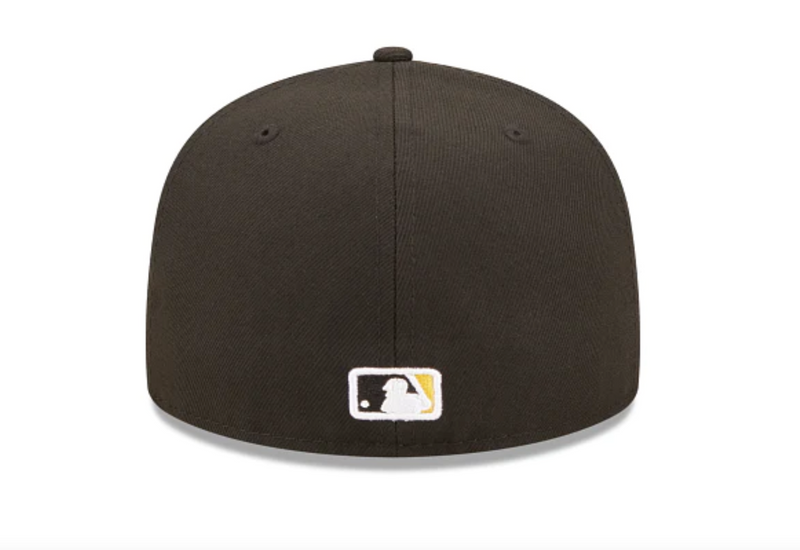Pittsburgh Pirates Comic Cloud Fitted